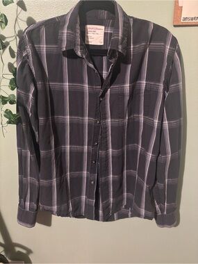 Wrangler Dark Gray and White Plaid Button-Down Shirt